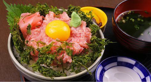 地元の新鮮な魚にこだわった海鮮料理